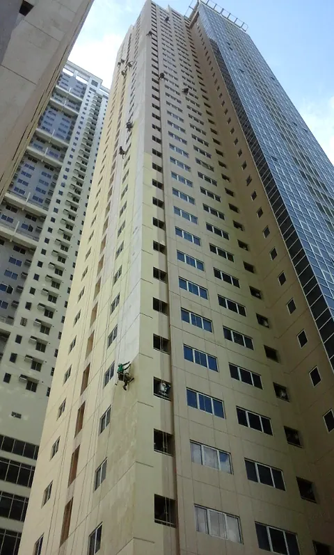 Exterior Walls Painting: URABES crew on site, photo 3 of 18