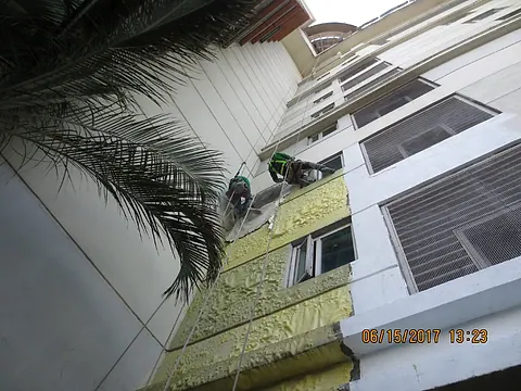 Exterior Walls Painting: URABES crew on site, photo 17 of 18