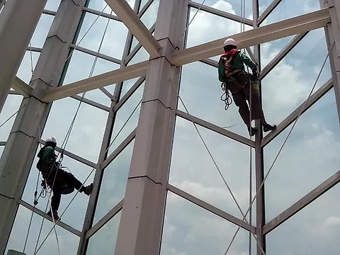 Exterior Window Cleaning: URABES crew on site, photo 6 of 19