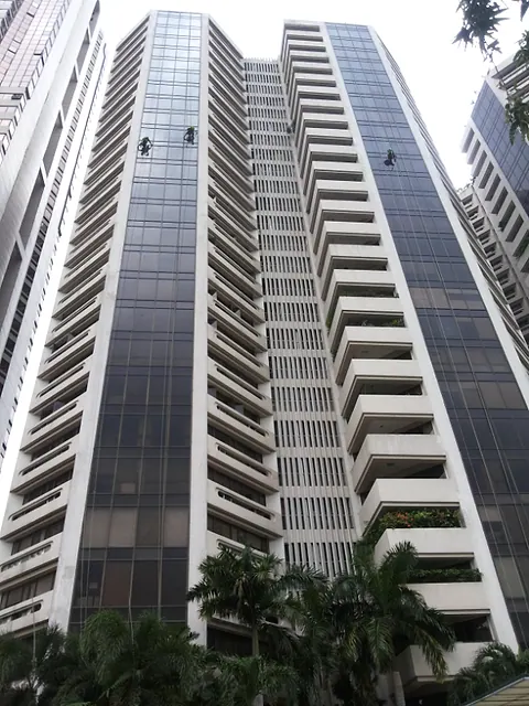 Exterior Window Cleaning: URABES crew on site, photo 15 of 19