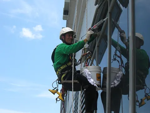 Glass and ACP Glazing (Sealant): URABES crew on site, photo 2 of 20